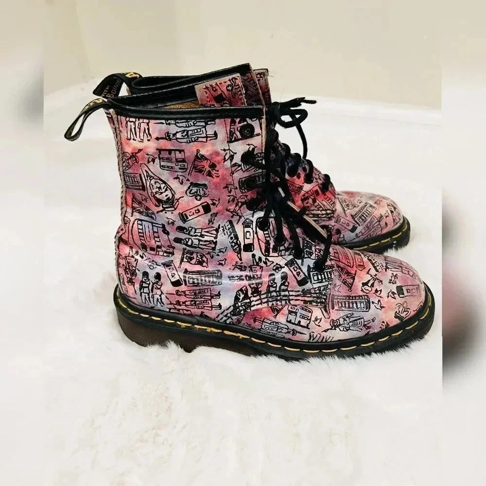 Super Rare Dr Martens Vintage 90's London Scene Allover Print - Picture 4 of 9